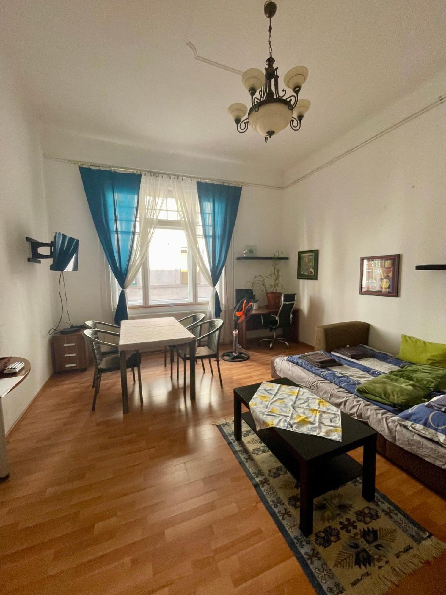 Kriszti Apartment Budapest Ngoại thất bức ảnh